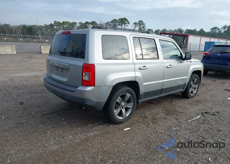 2015 Jeep Patriot High Altitude Edition z USA, uszkodzony, nr VIN 1C4NJPFA2FD157090